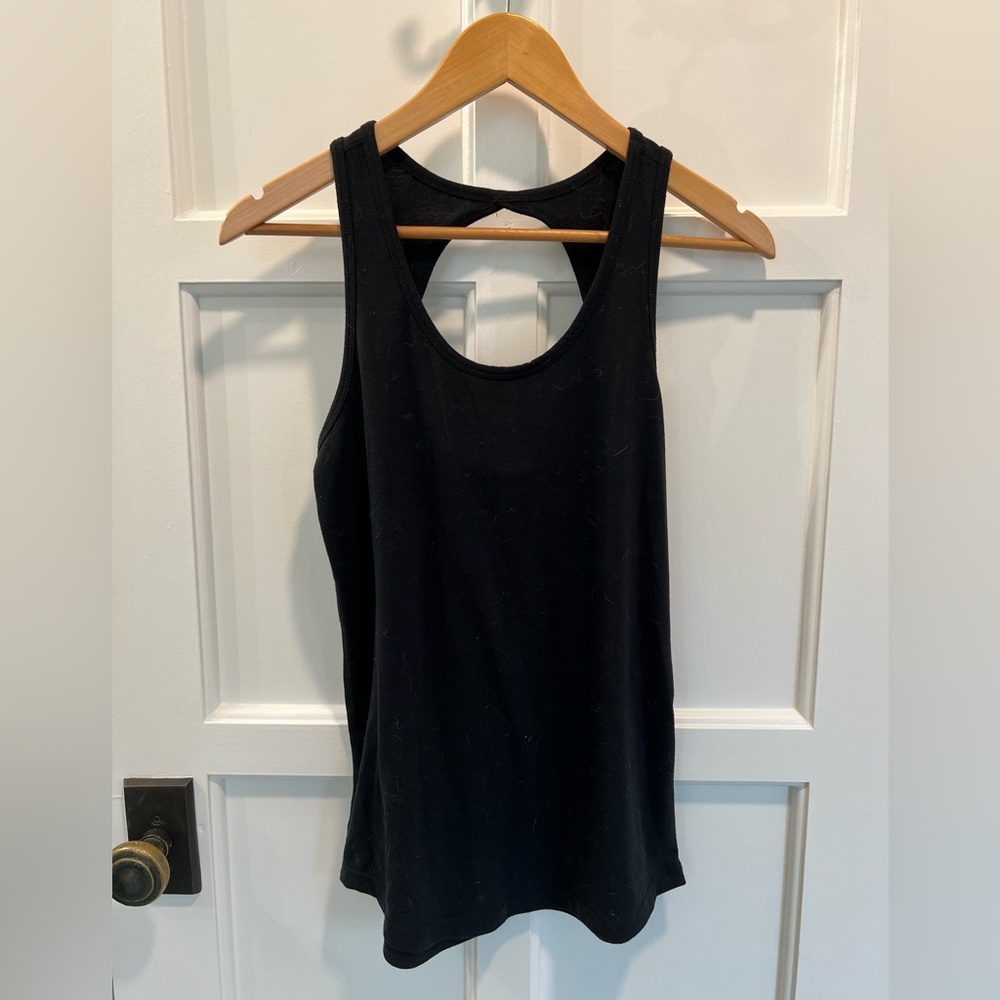 BUNDLE - XS/S workout tops (4) olive, pink, purple, black